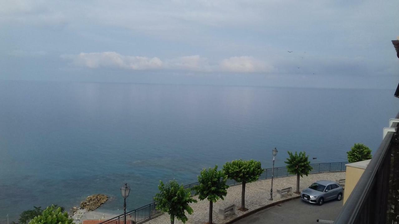 شقة Un Oblo Sul Mare سان لوسيدو المظهر الخارجي الصورة