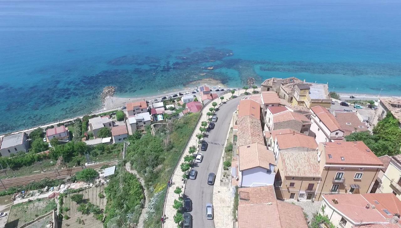 شقة Un Oblo Sul Mare سان لوسيدو المظهر الخارجي الصورة