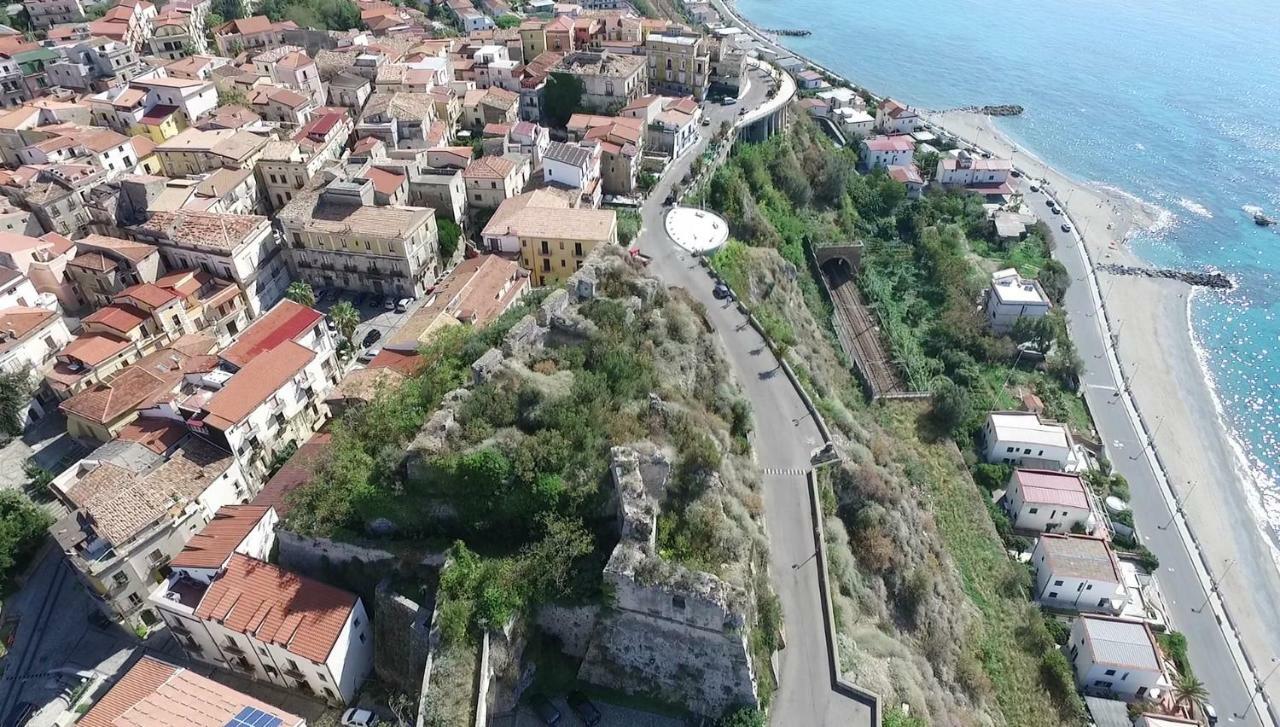 شقة Un Oblo Sul Mare سان لوسيدو المظهر الخارجي الصورة
